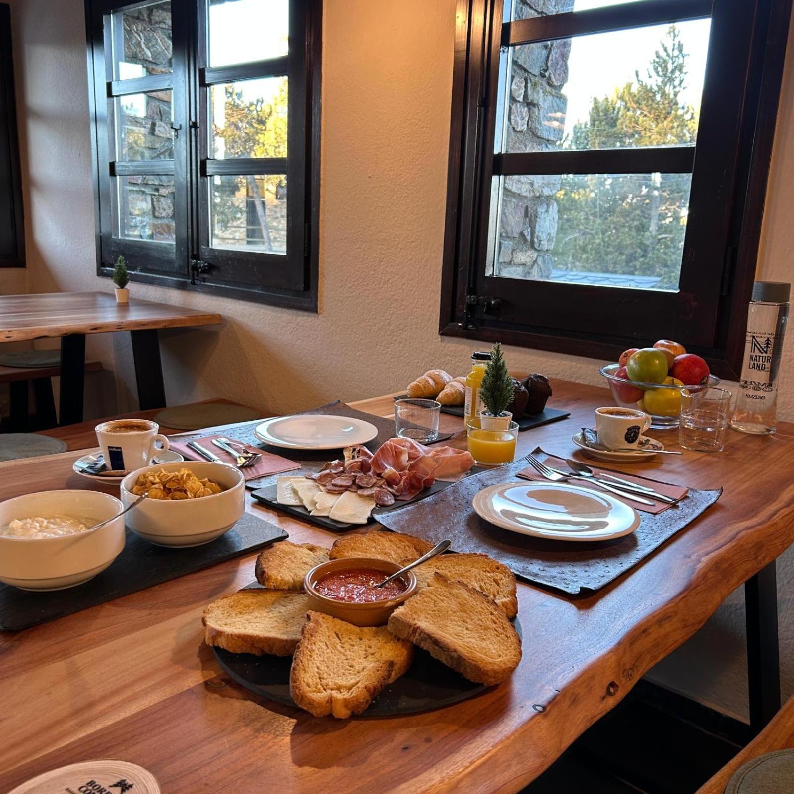 Sant Julià de Lòria Borda Conangle Mountain Lodge מראה חיצוני תמונה